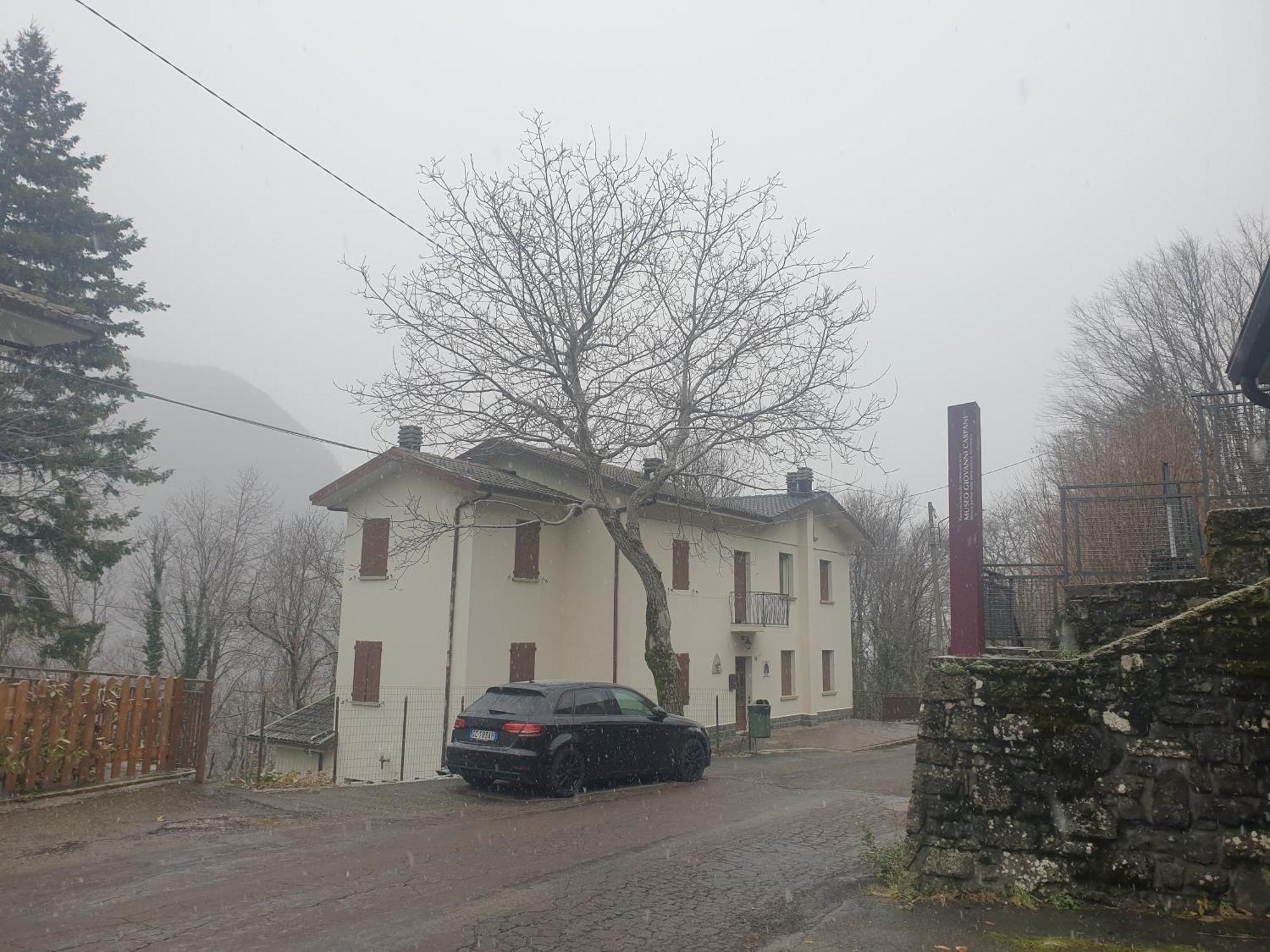 Locanda In Montagna Da Emili&Gabriel Lizzano In Belvedere Exterior photo